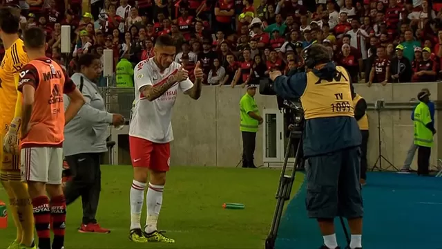 Paolo Guerrero fue expulsado al minuto 43. | Video: Premiere