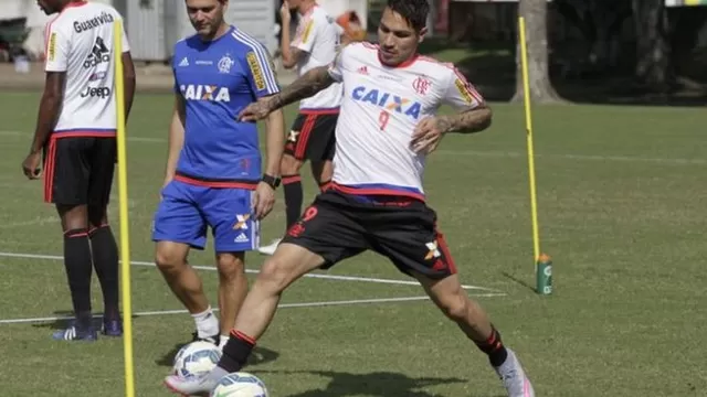 Guerrero no tuvo descanso y ya quiere debutar. (Web Flamengo)-foto-3