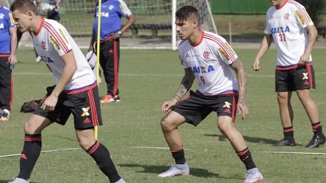 Guerrero no tuvo descanso y ya quiere debutar. (Web Flamengo)-foto-4
