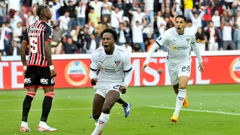 Con Guerrero, LDU venció 2-1 a Sao Paulo por la ida de cuartos de la Sudamericana