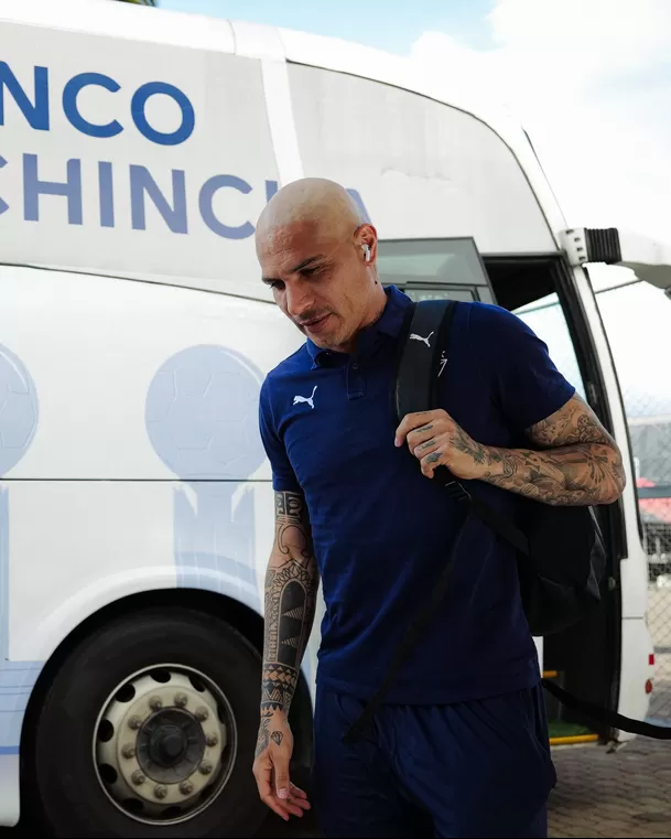 El nuevo look de Paolo Guerrero. | Foto: LDU