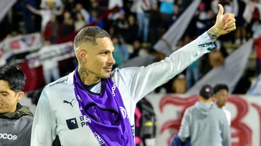 Paolo Guerrero tiene contrato con LDU hasta finales del 2023. | Foto: LDU.