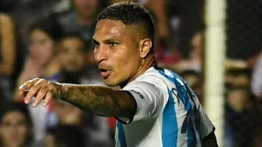 El atacante peruano comandará el ataque de la &#39;Academia&#39; en el compromiso que disputarán por la fecha 11 de la liga argentina. | Foto: Racing