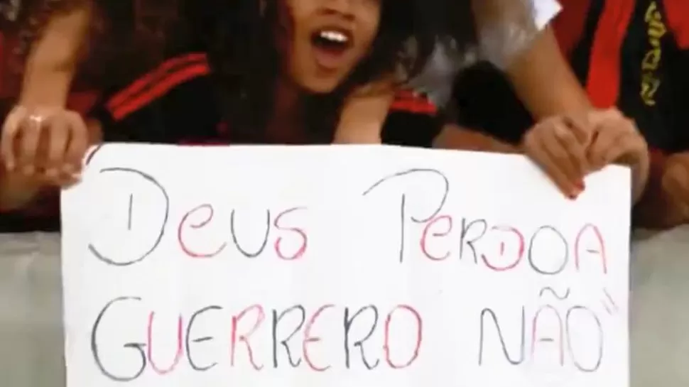Paolo Guerrero y un impactante mensaje de los hinchas del Flamengo