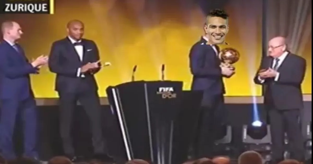 Paolo Guerrero Y Su Recibimiento Del Balón De Oro En Divertida Parodia