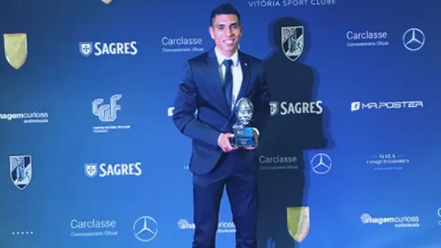 Paolo Hurtado fue premiado como el &#39;Jugador del Año&#39; del Vitória Guimaraes