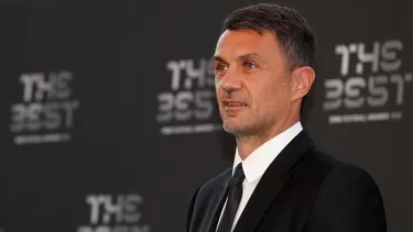 Maldini conquistó 26 trofeos en su etapa de futbolista. | Foto: EFE