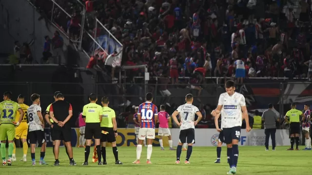 Paraguay | Partido entre Cerro Porteño y 2 de Mayo fue suspendido por pelea en tribunas