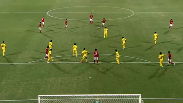 Paulinho y un brutal gol de tiro libre desde 40 metros en China