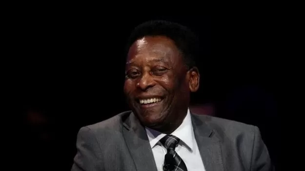 Pelé se encuentra estable luego de sufrir pequeña recaída