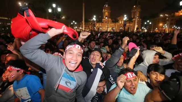 Perú vs. Paraguay: las celebraciones en la Plaza de Armas y Miraflores.