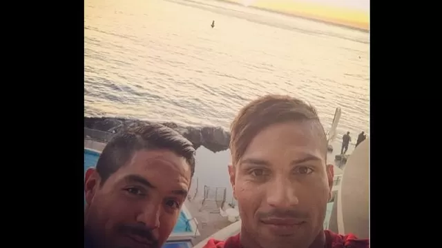 Paolo y Vargas disfrutan la vista en la concentración. (Instagram @juamavarri)-foto-1