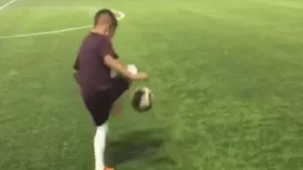 Pietro Tomaselli, el 'Messi italiano'  en duelo freestyle con Ashley Cole