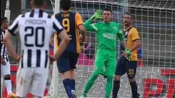 Portero del Verona le atajó penal a Tévez y se lo dedicó a Luca Toni