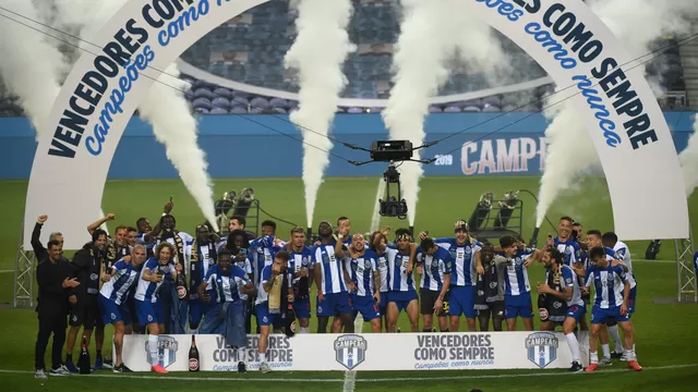 Porto se proclamó campeón en la liga de Portugal tras derrotar al Sporting Lisboa
