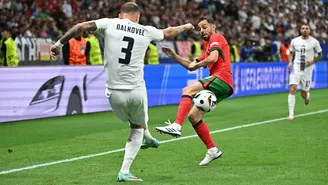 Portugal y Eslovenia se enfrentan por los octavos de final de la Eurocopa / Foto: AFP