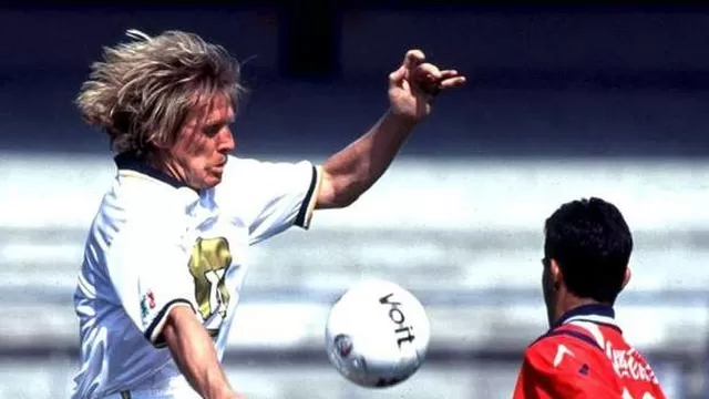 Bernd Schuster – Pumas de la UNAM – 1996/97-foto-1