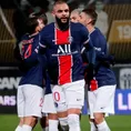 PSG derrotó al Angers con gol de Kurzawa y es el líder provisional de la Ligue 1