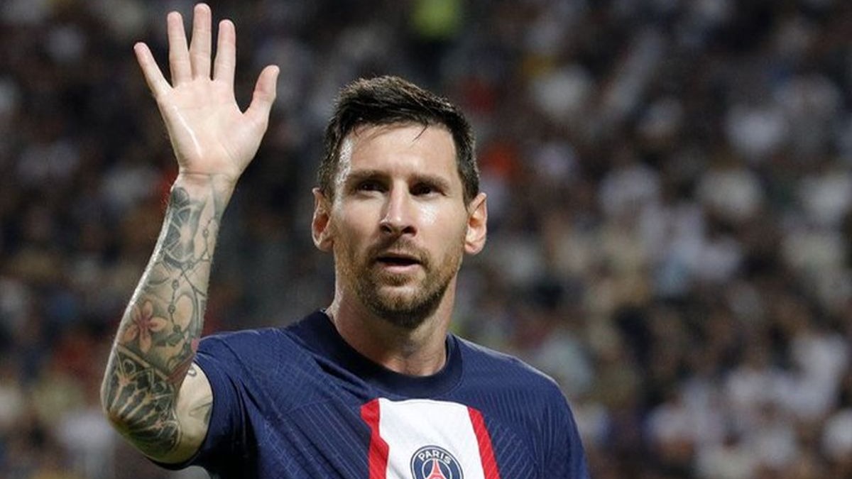 PSG oficializó la marcha de Lionel Messi