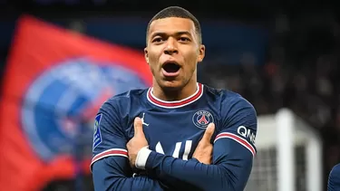 Mbappé no sería el primer jugador en superar la barrera simbólica de los 50 millones de euros. | Foto: PSG