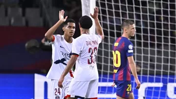 PSG remontó 2-1 a Barcelona en el último minuto: Resumen y goles