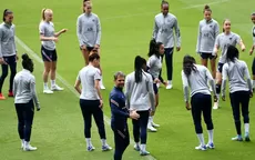 PSG suspendió al DT de su equipo femenino por "gesto inapropiado" contra una jugadora - Noticias de kyrie-irving