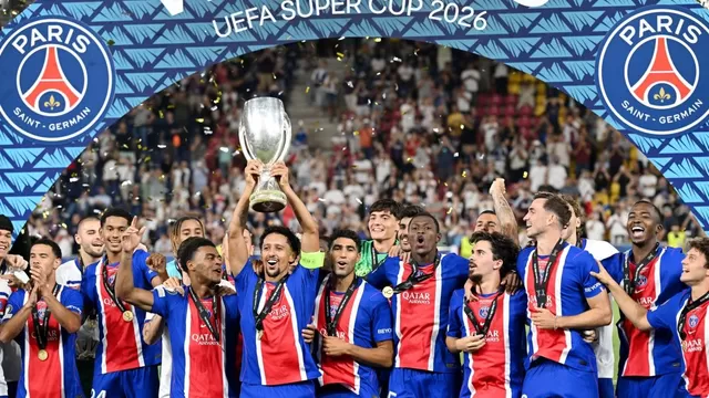 PSG venció 2-1 Aston Villa y es supercampeón de Europa en el Red Bull Arena de Austria. | Canal N - Reuters by Angelika Warmuth