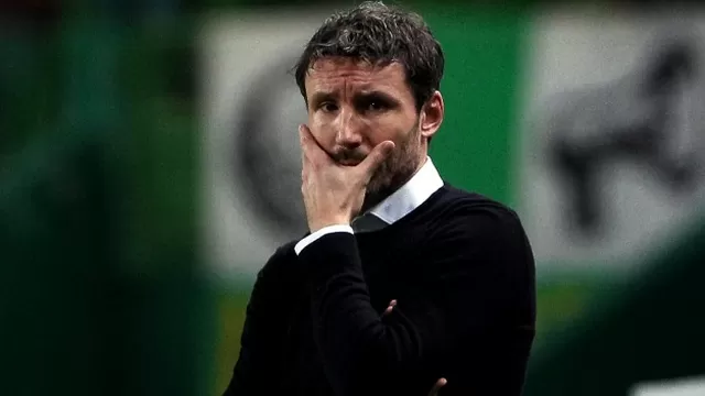 PSV destituyó a Van Bommel por malos resultados. | Foto: AFP