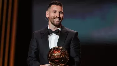 La web oficial del galardón aclaró las condiciones y los antecedentes históricos para que un futbolista fuera de Europa aspire al trofeo. | Foto: Getty Images La web oficial del galardón aclaró las condiciones y los antecedentes históricos para que un futbolista fuera de Europa aspire al trofeo. | Foto: Getty Images
