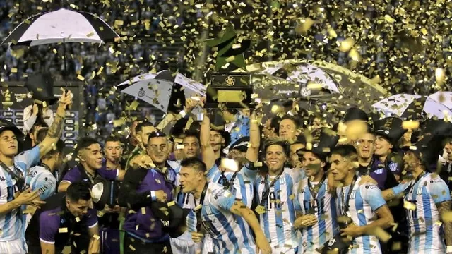 Racing logró un nuevo título de la mano de Coudet. | Foto: Superliga argentina
