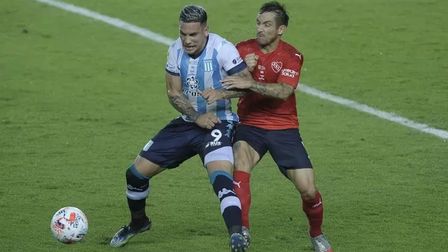 Racing venció a Independiente con penal inexistente en el último minuto del clásico