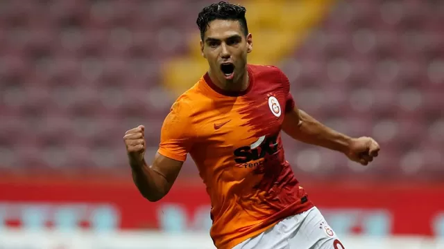 Radamel Falcao marcó un doblete en el 3-1 del Galatasaray ante Gaziantespor 