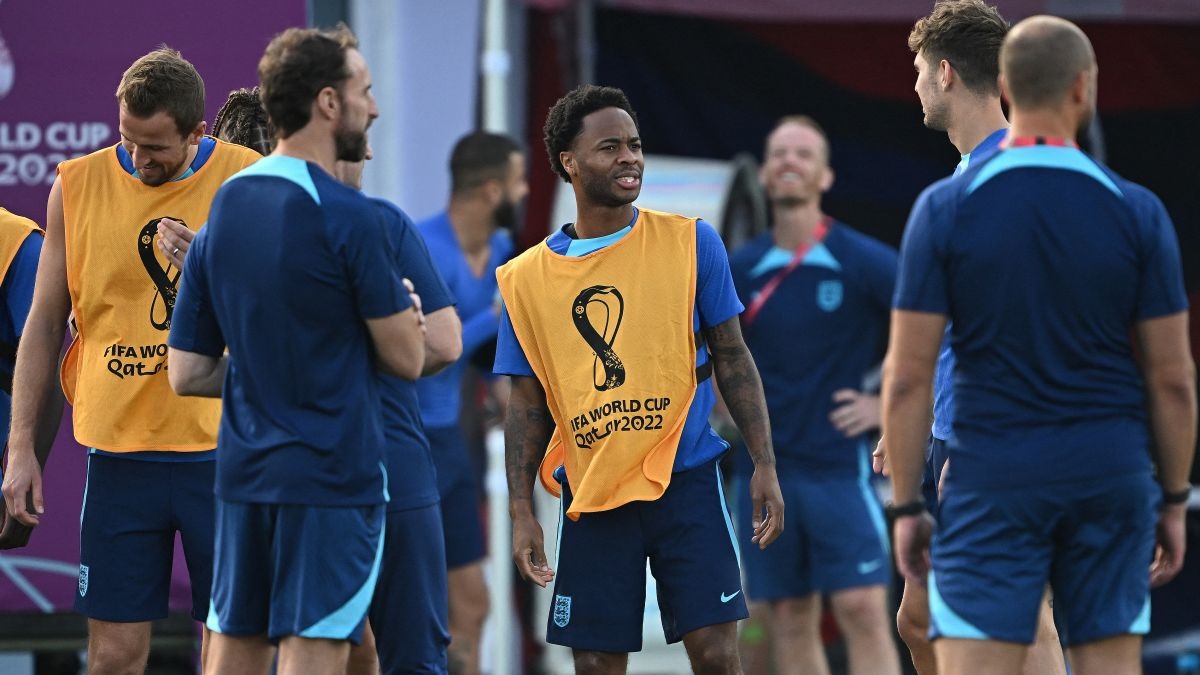 Raheem Sterling volvió a Qatar y se reintegró a la selección de Inglaterra