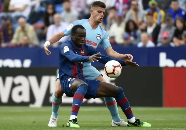 Raphael Dwamena jugó en el Levante entre 2018 y 2020. | Foto: AFP