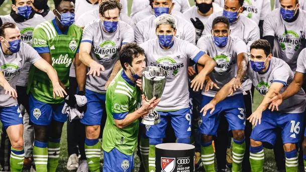 Raúl Ruidíaz celebró con Seattle Sounders | Foto: MLS.