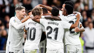 Real Madrid derrotó 2-1 al Cádiz y sigue de cerca al Barcelona en LaLiga