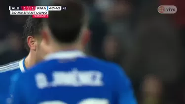 Mastantuono apareció en la última jugada del primer tiempo para marcar el empate por Copa del Rey. | AD