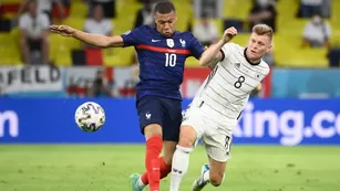 Real Madrid: Kroos afirma que no le sorprendería el fichaje de Mbappé