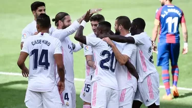 Real Madrid ganó en su visita al Levante | Foto: AFP