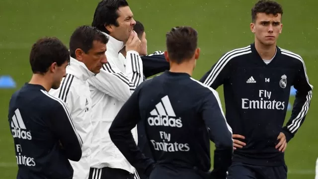 Se le complican las cosas a Santiago Solari en Real Madrid | Foto: AFP.