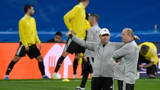 El Sheriff Tiraspol de Gustavo Dulanto reconoció el Santiago Bernabéu | Foto: AFP. El Sheriff Tiraspol de Gustavo Dulanto reconoció el Santiago Bernabéu | Foto: AFP.