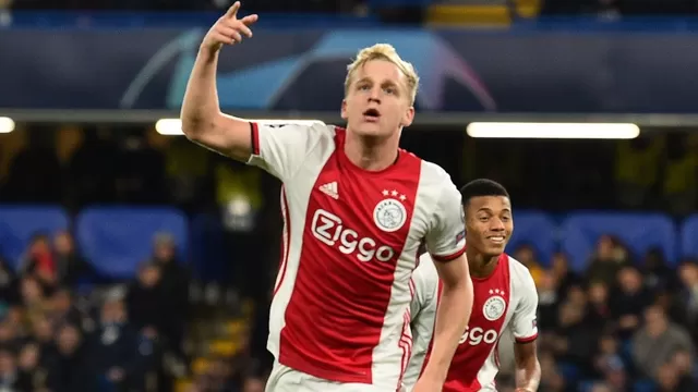 Donny van de Beek, futbolista neerlandés de 23 años. | Foto: AFP/Video: YouTube