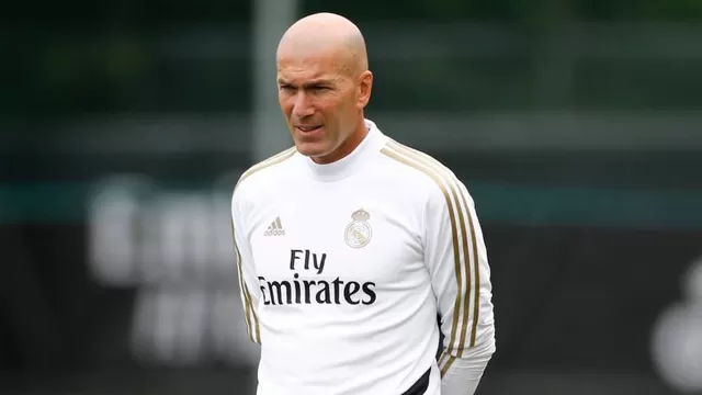 Zidane estuvo ausente de las prácticas del Real Madrid por el fallecimiento de su hermano. | Foto: Real Madrid.