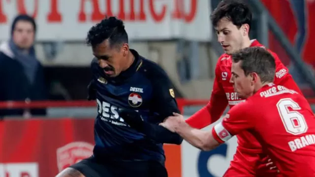 Revive el tercer gol de Willem II sobre FC Twente. | Video: Fox Sports Holanda