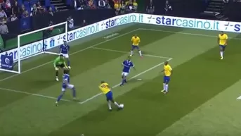 Rivaldo intentó una 'rabona' en el Mundial de Leyendas y quedó en ridículo