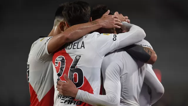 River Plate derrotó 2-0 a Vélez Sarsfield por la liga argentina