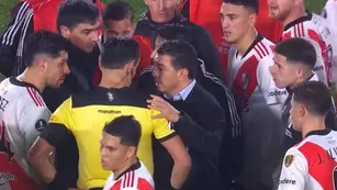 Marcelo Gallardo encaró a Roberto Tobar: ¿Por qué anulás un gol si no estás seguro?