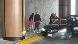 River Plate: Robert Rojas así dejó el hotel previo a su viaje a Argentina