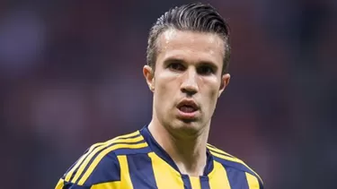 Robin Van Persie regresa al Feyenoord de Renato Tapia, según prensa