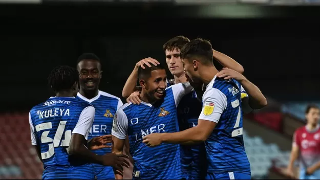 Rodrigo Vilca anotó un gol y dio dos asistencias en triunfo del Doncaster Rovers